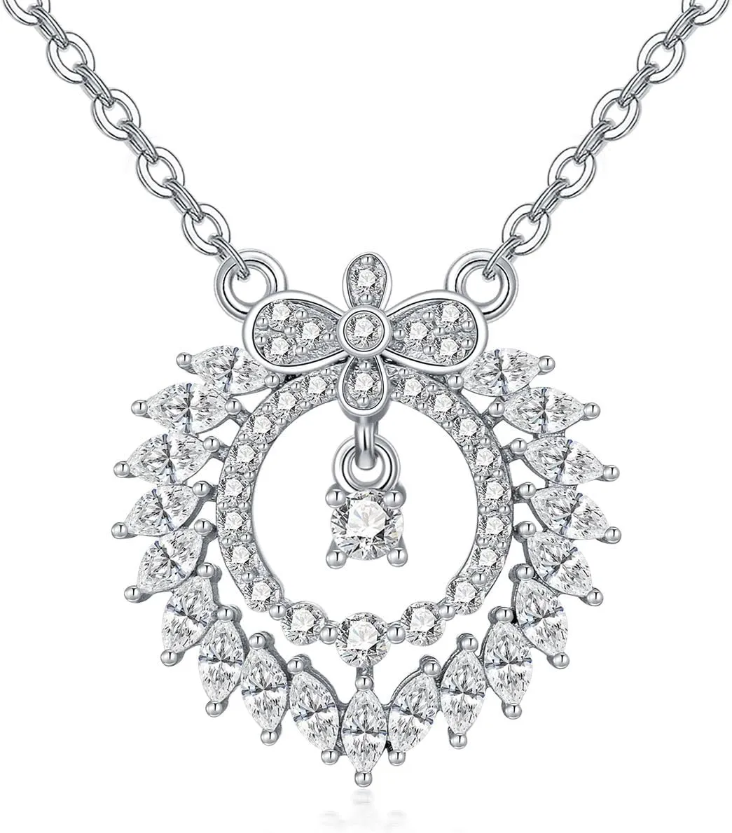 1/14 Carat Diamond Christmas Wreath Necklace for Women 925 Sterling Silver 18K Gold Plated Lab Grown Diamond Xmas Circle Pendant Fine Jewelry