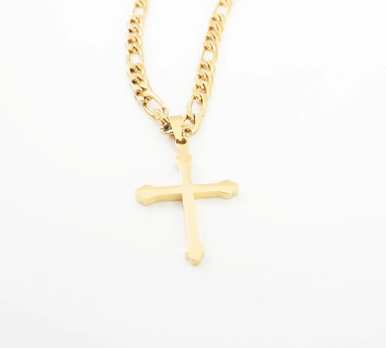 18K Gold Figaro Chain Style Small Cross Pendant Necklace 5MM Cross Necklace Clasp for Men, Women, Fashion Jewelry Religious Gifts Cuban Link Diamond Cut Beveled Edge
