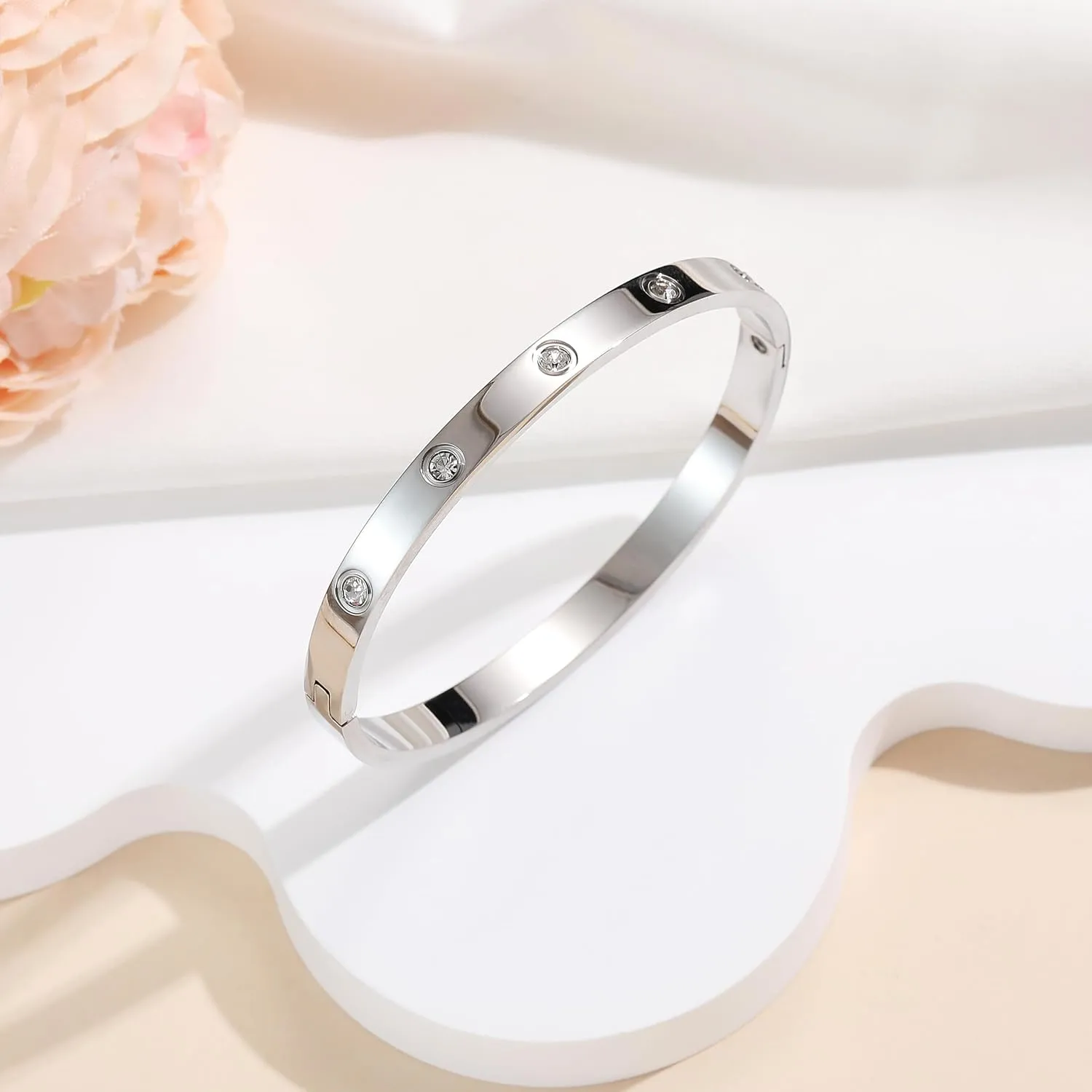 18K Gold Plated Clover Bracelet Love bangle Set for Women - Stack Friendship Bracelet Lucky Link Bracelets Jewelry Gifts Trendy for Women