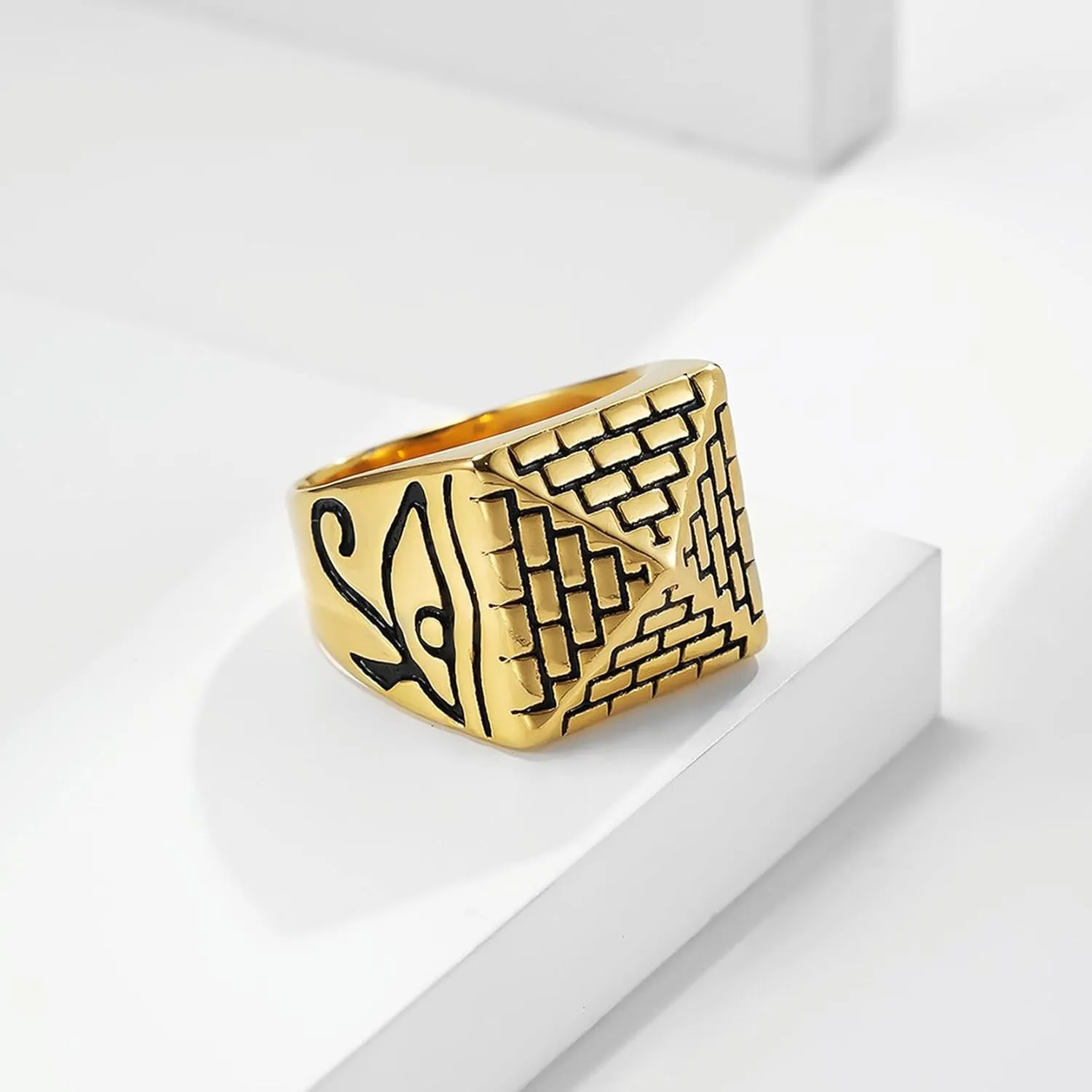 3D Pyramid Providence Eye Rings for men Amulet Retro Ancient Egypt Style Ring Stainless Steel Rings Iced Out Ring Jewelry Punk Ring Halloween Vintage Style
