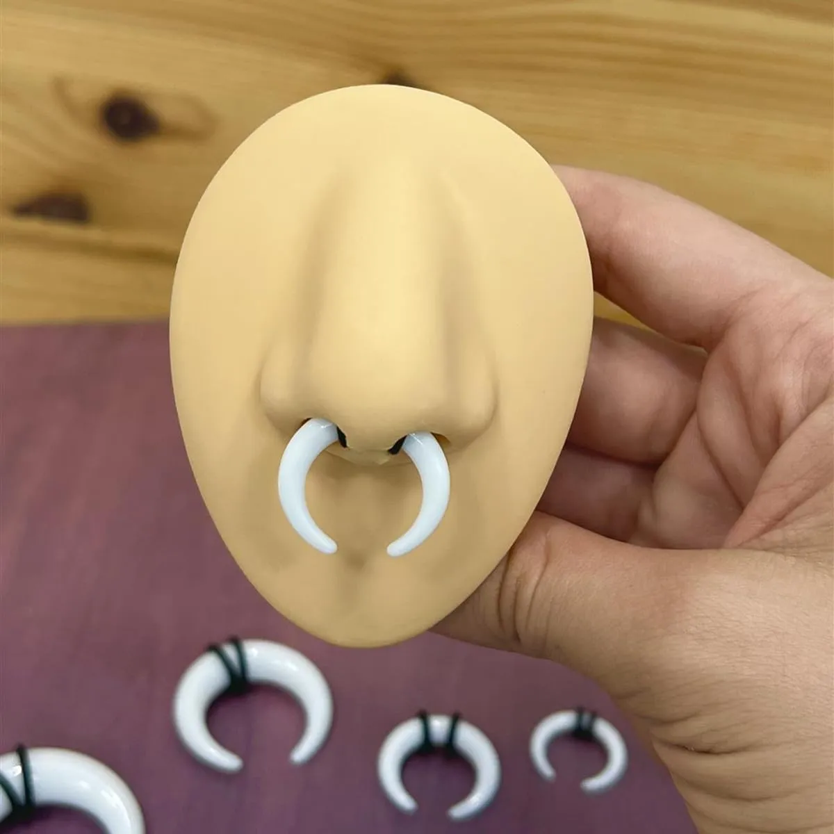 Acrylic White Septum Pincher Tapers 00G 0G 2G 4G 6G 8G 10G 12G 14G Buffalo Horseshoe Stretcher Expander Ear Gauges Nose Piercing