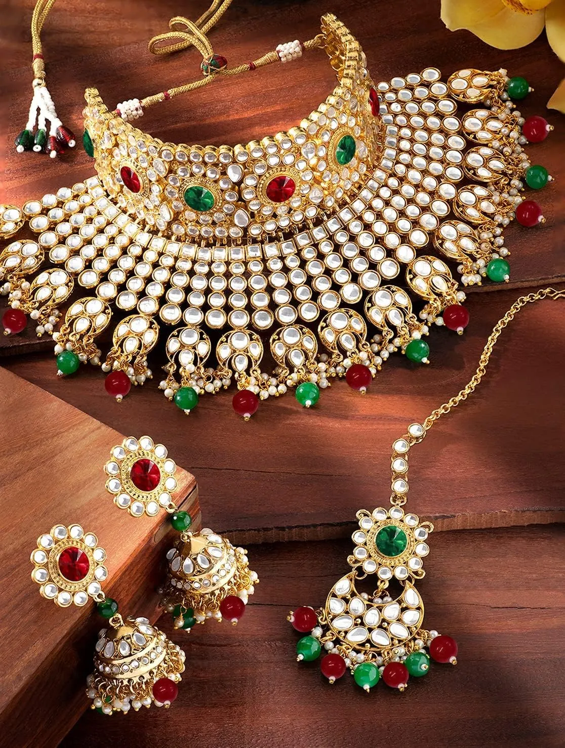 Aheli Ethnic Kundan Pearl Bridal Choker Necklace Earrings with Maang Tikka Gift for Women Indian Traditional Bollywood Fashion Jewelry Set