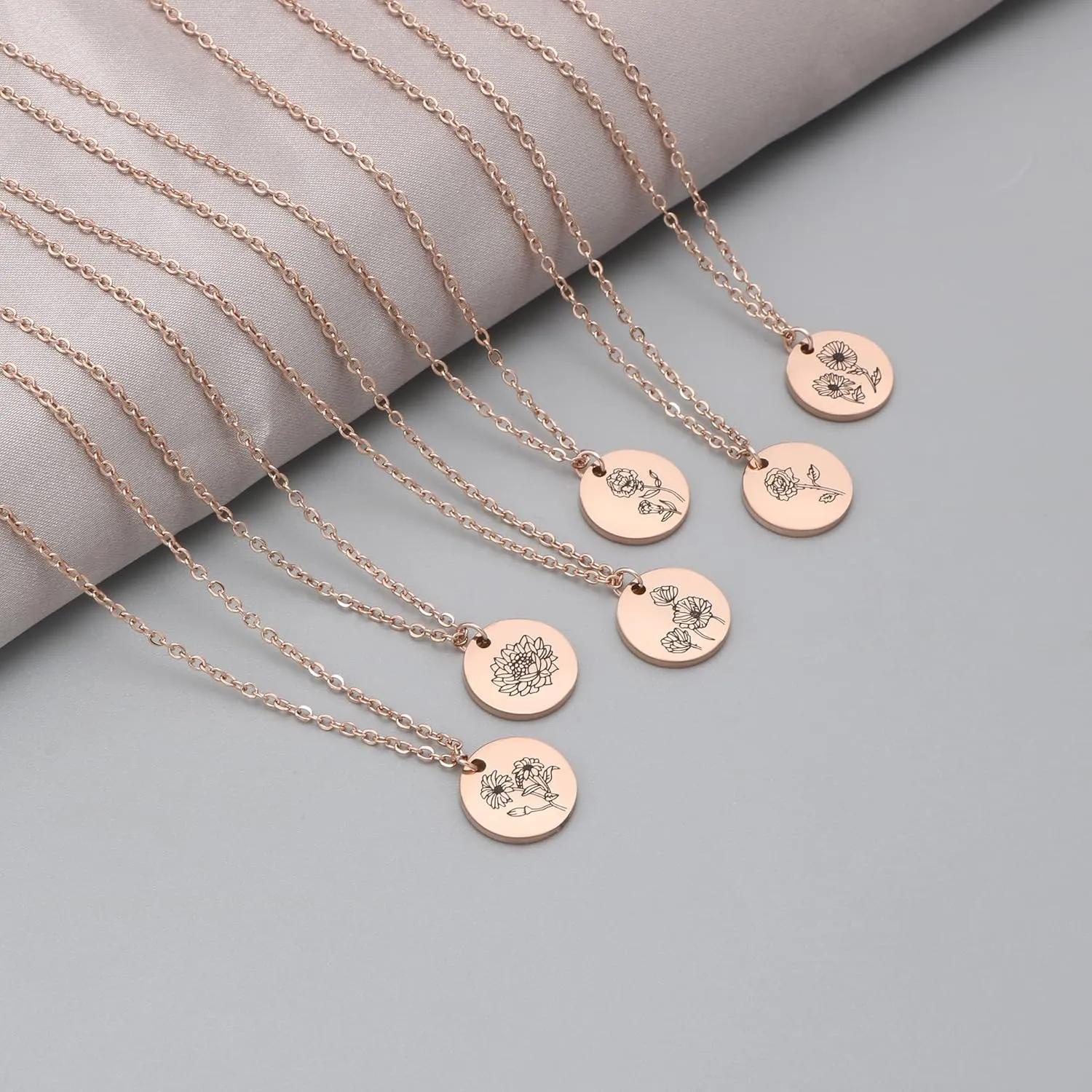 Birth Month Flower Pendant Necklace 18K Gold Plated Dainty Simple Month Birth Floral Disc Pendant Engrave Coin Necklace Minimalist Delicate Mom Daughter Gift for Her