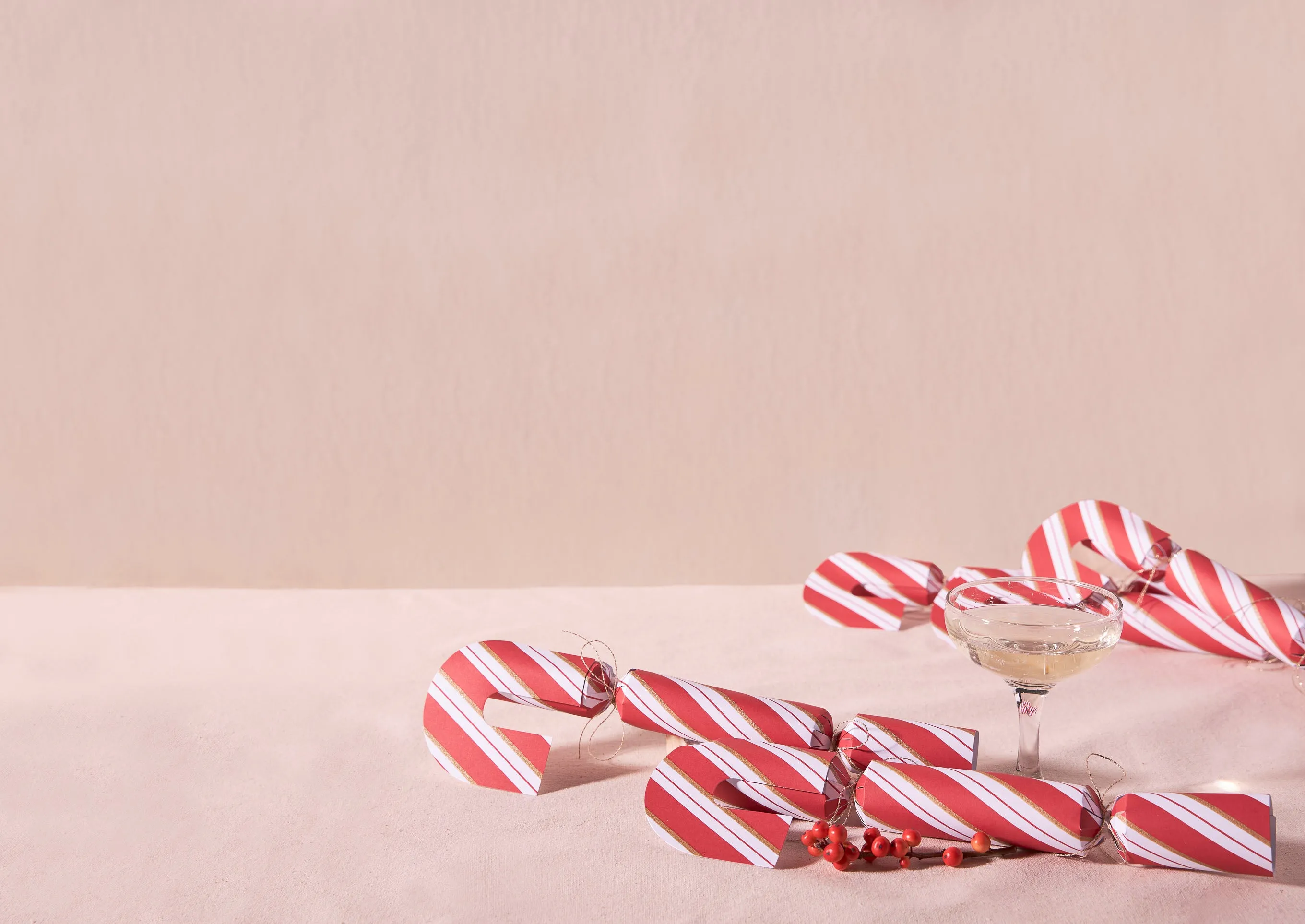 Candy Cane Stripe Crackers, Set of 6