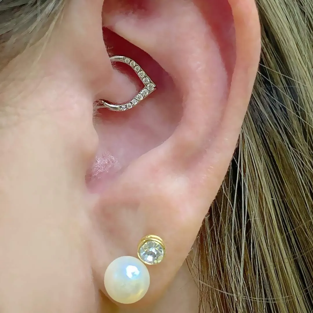CM Crareesi Mania Teardrop Daith Earrings Hoop Hinged Clicker Rings 16G Helix Cartilage Earrings Hoop 316L Stainless Steel CZ Helix Tragus Daith Septum Clicker Jewelry