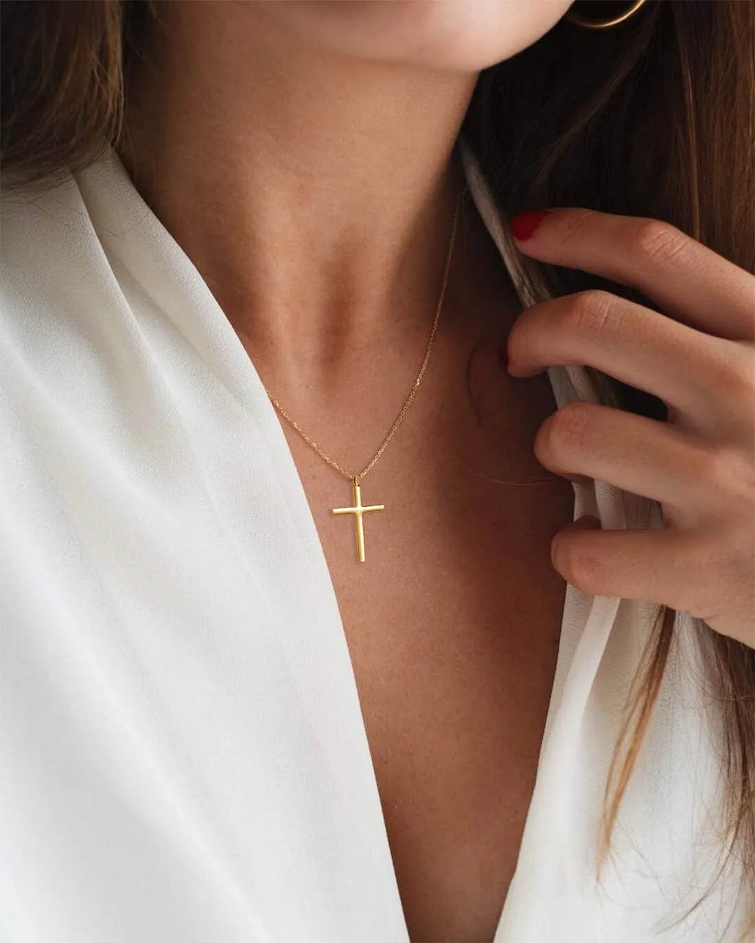 Cross Pendant Necklace for Women 18K Gold Plated Stainless Steel tiny Cross Necklace Simple Christian Religious Necklace