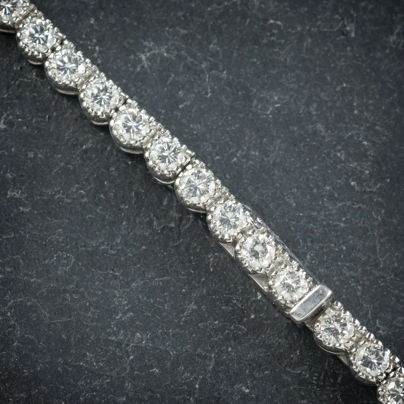Diamond Necklace 18Ct White Gold