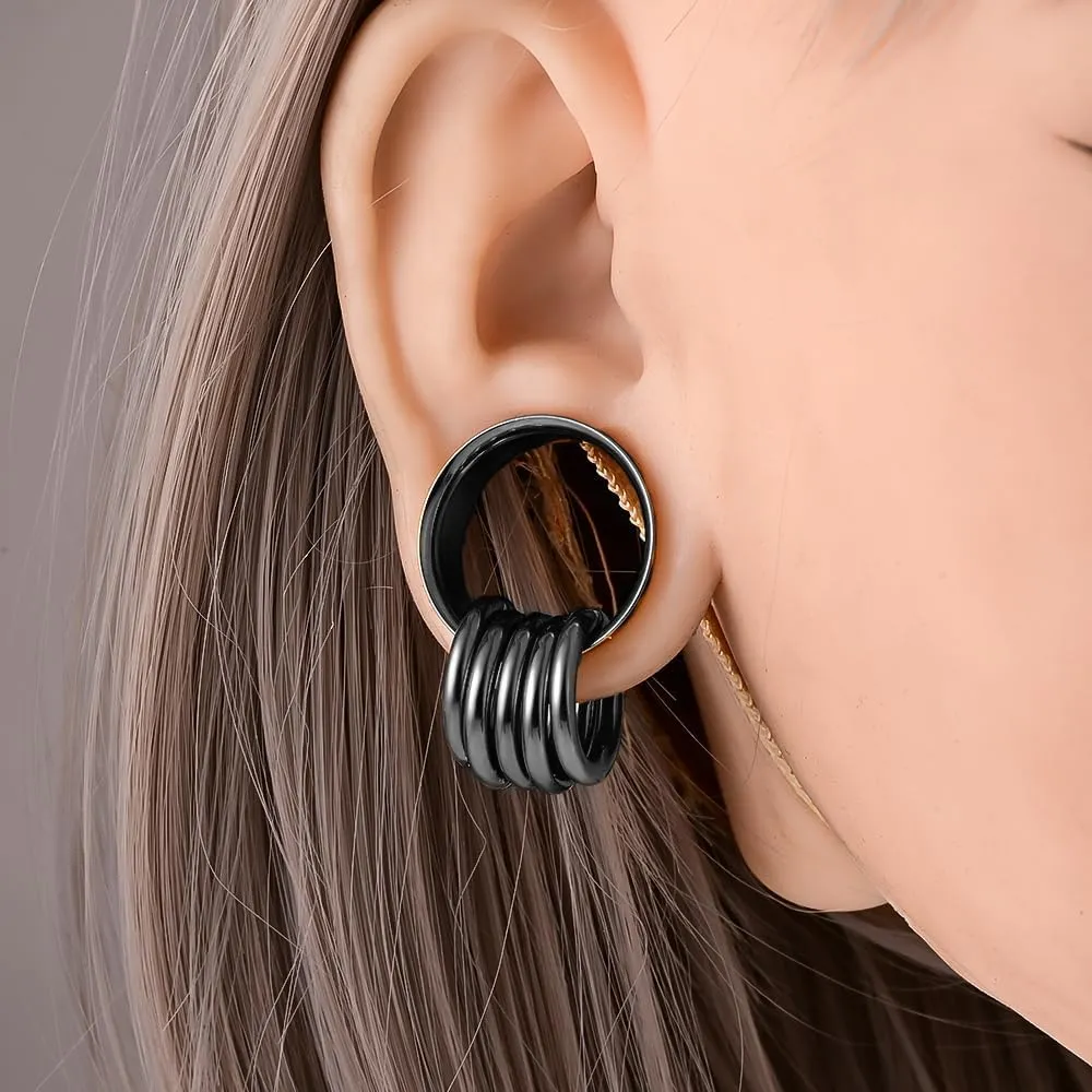 DOEARKO 2PCS Ear Gauges Cool Bat Saddle Ear Plugs Tunnels 316 Stainless Steel Hypoallergenic Earrings Gauges for Ears Expander Body Piercing Jewelry