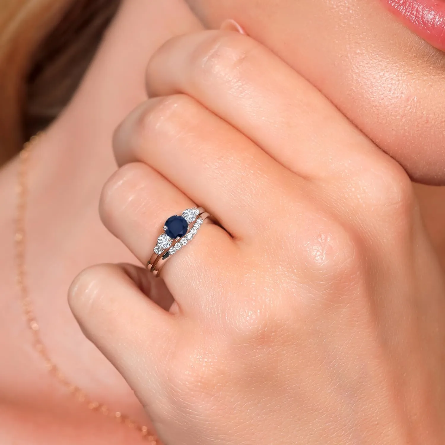Gem Stone King 10K White Gold Blue Sapphire and White Lab Grown Diamond 5 Stone Bridal Engagement Wedding Ring Set For Women (0.91 Cttw, Round: 5MM and 3MM, Available in Size 5,6,7,8,9)