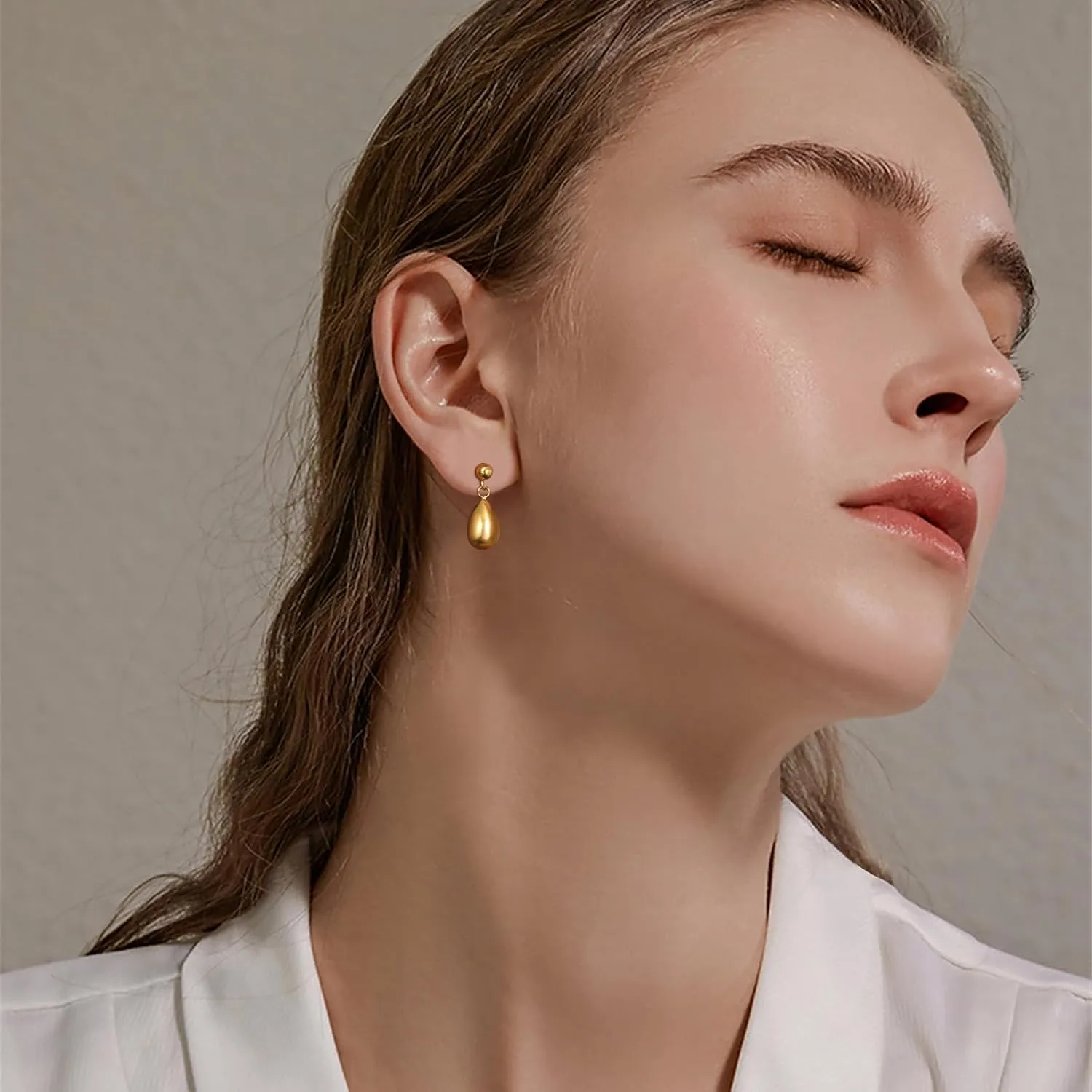 Gold Hoop Teardrop Earrings for Women, Lightweight Dupes Earrings Open Hoops Waterdrop 14K Golden Plated Stud Earrings Trendy Jewelry Chunky Drop Dangle Earrings for Women Girls