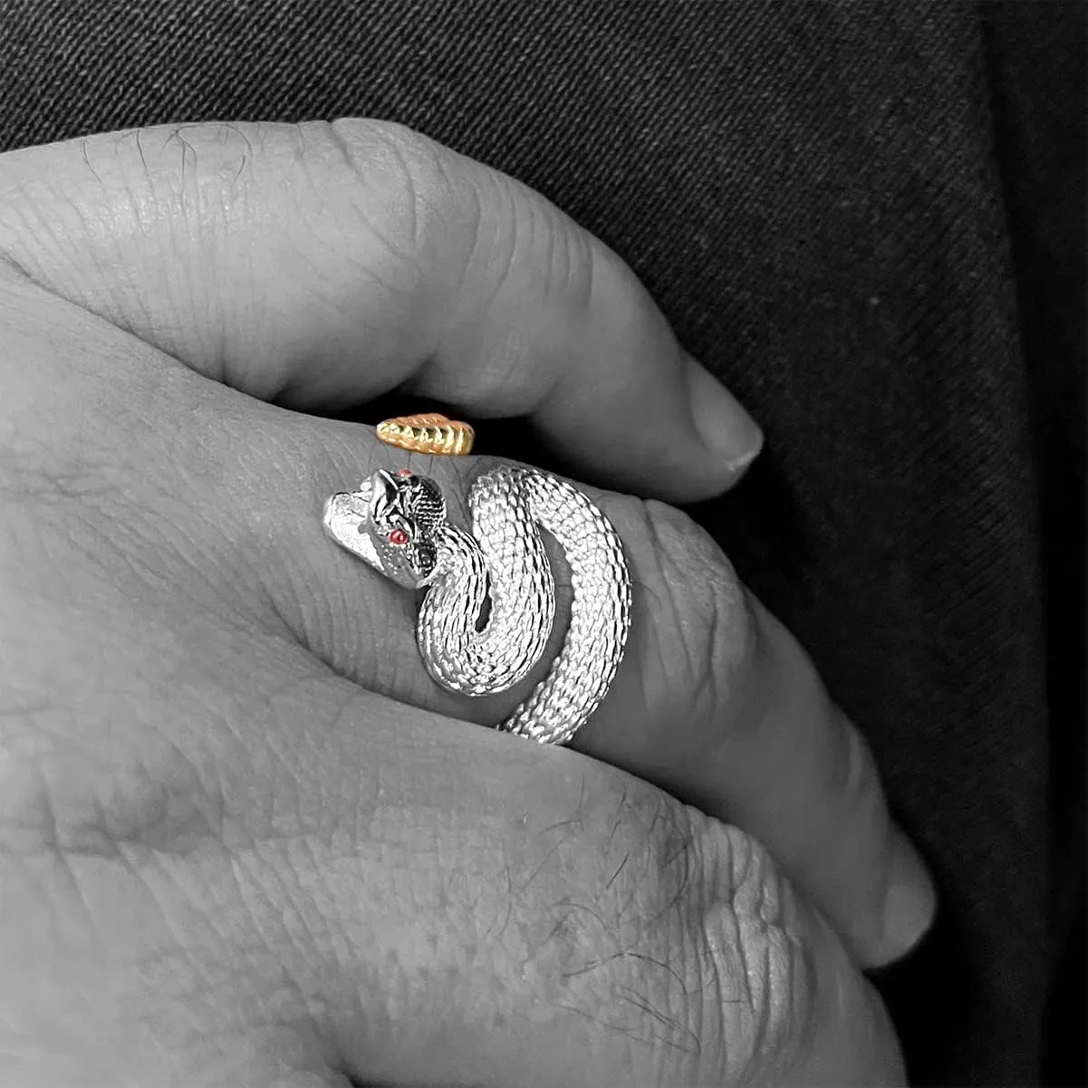 HAIXIAN Unisex Black Silver Wrap Rattlesnake Ring,S925 Sterling Silver Punk Gothic Cocktail Party Cool Snake Ring for Men Women