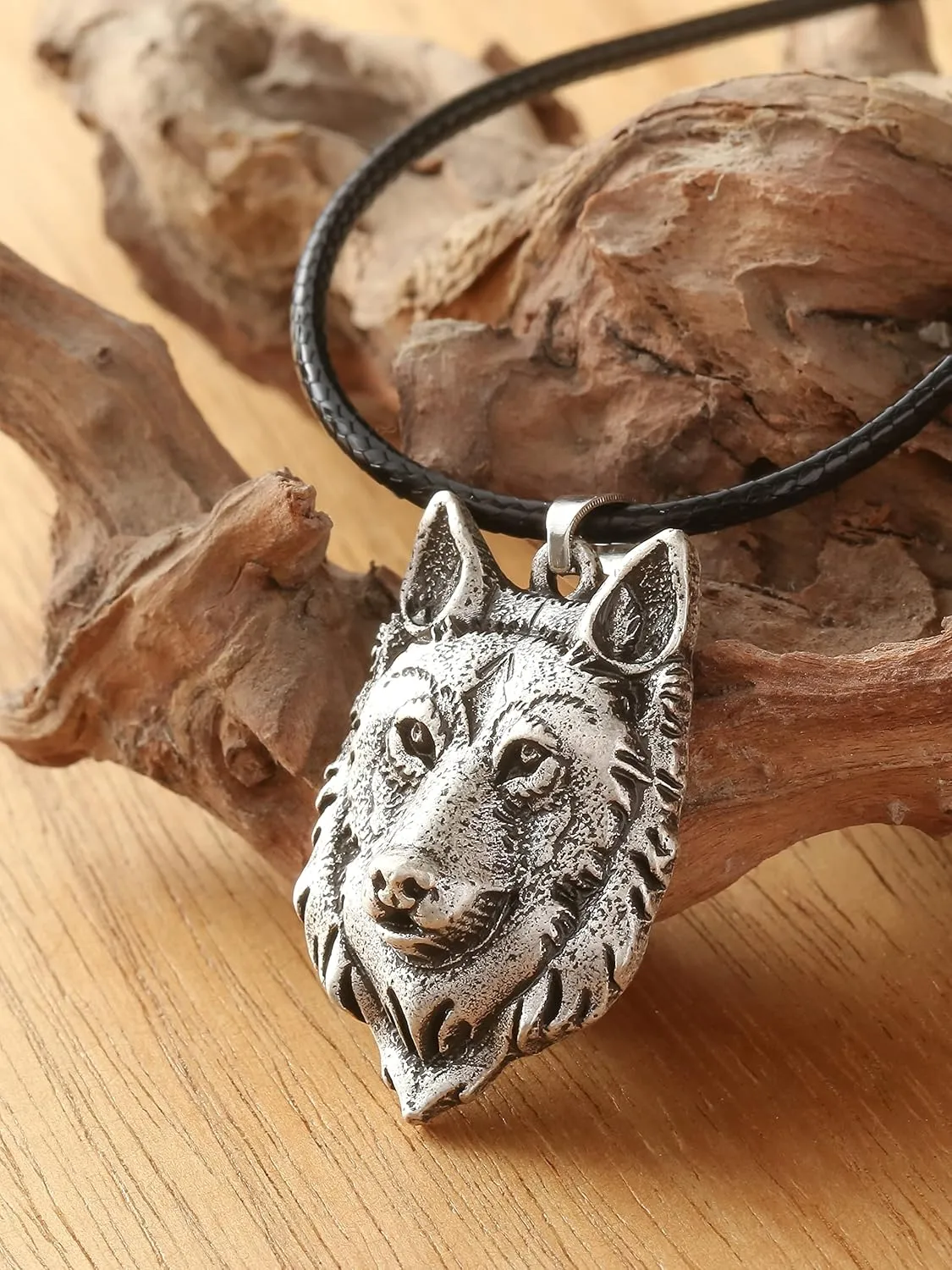 HAQUIL Wolf Necklace, Tribal Wolf Head Pendant, Animal Totem Jewelry Gift for Men and Women