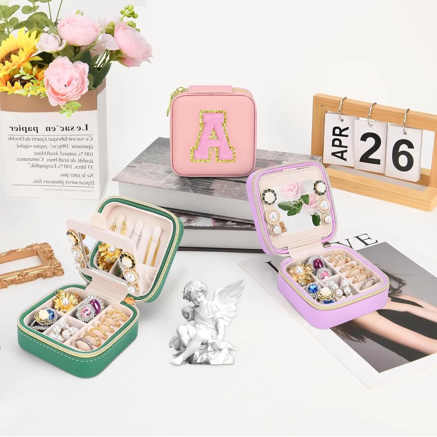 Initial Travel Jewelry Box Case Organizer, Teen Girls Gifts, Small Personalized Preppy Birthday Christmas Gifts for Girls Women Wife, Ring Necklace Earring Organizer Box, Pink S