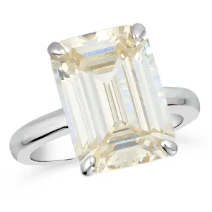 La Belle Ring 8 Carat Solitaire