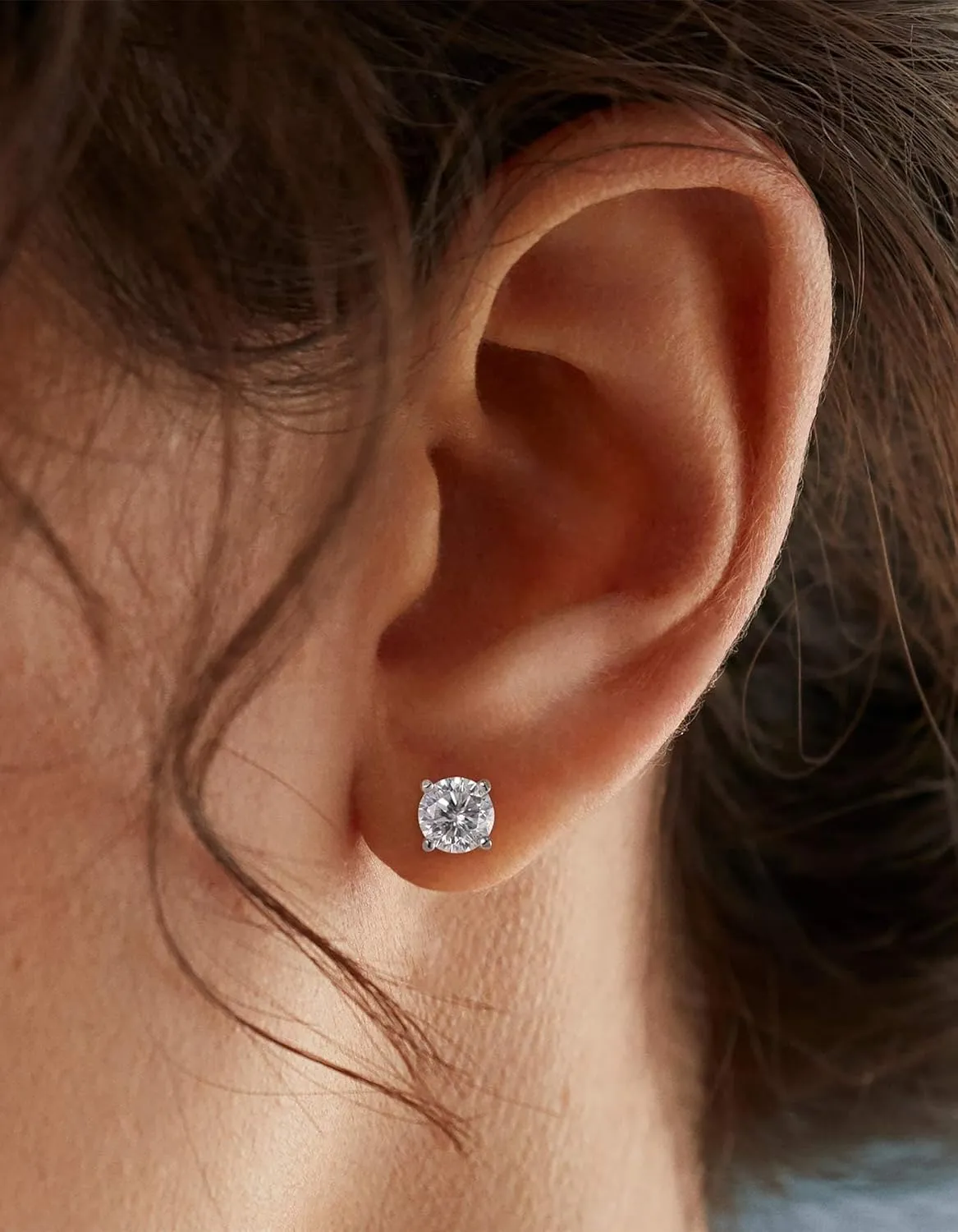 MomentWish Moissanite Earrings, Birthday Gifts for Her, Simulated Diamond Stud Earrings for Women, 925 Sterling Silver Studs Jewelry Gift for Anniversary Christmas