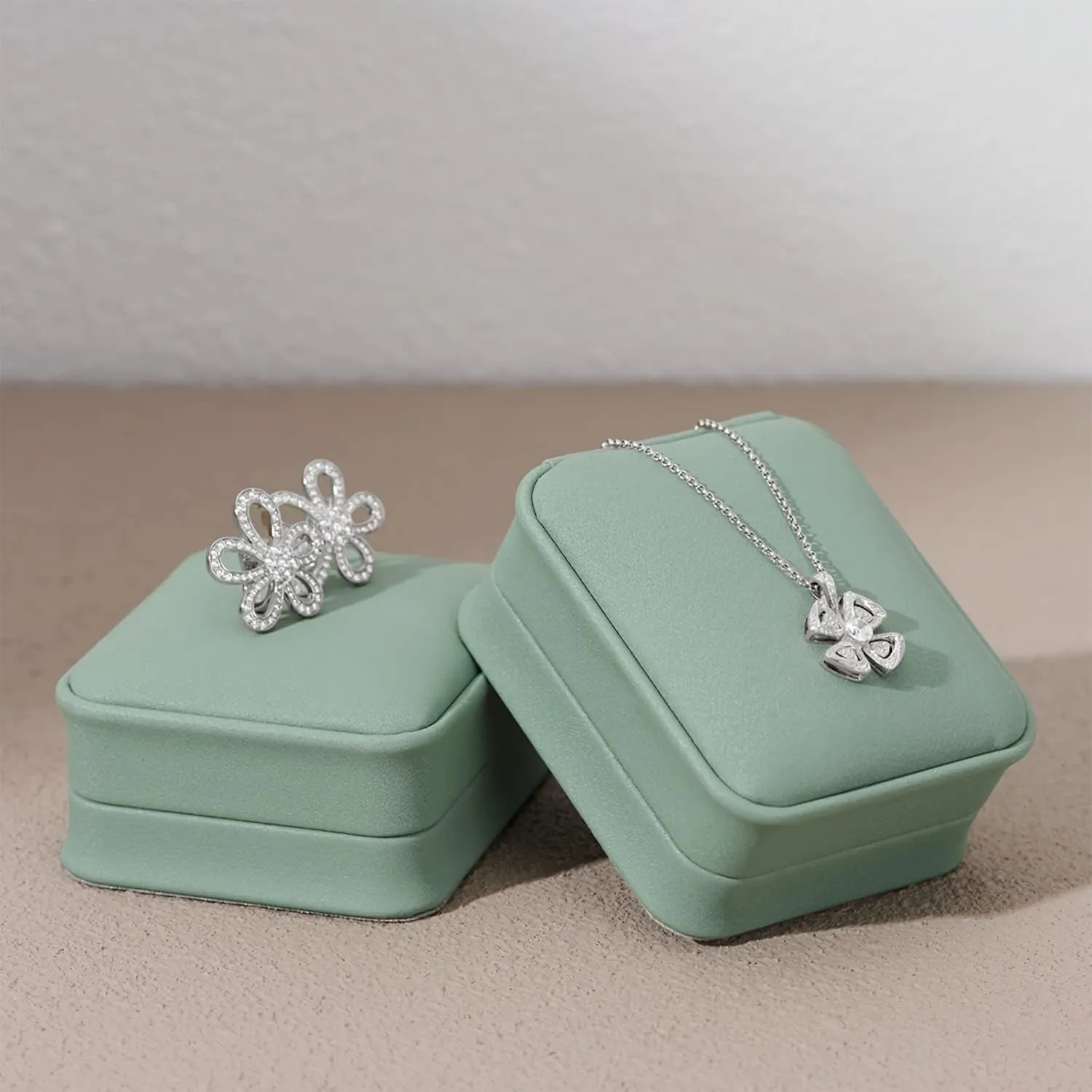 Olive-green Leather Engagement Proposal Ring Box Velvet Interior Jewelry Ring Gift Box