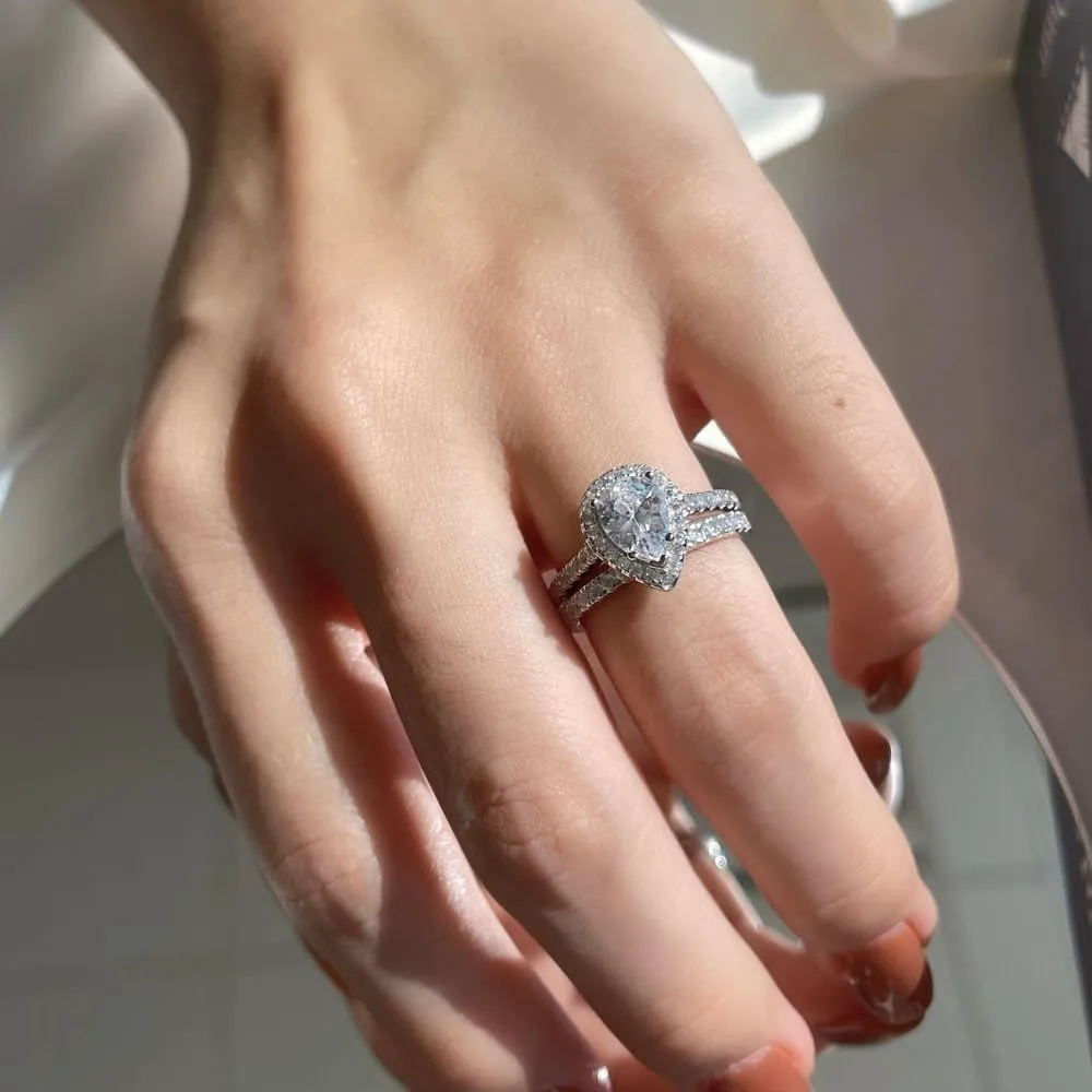 Pear Shaped Wedding Ring Set for Women Platinum Plated Silver 2 Carat Center Moissanite Bridal Sets Wedding Ring Teardrop Engagement Ring Set