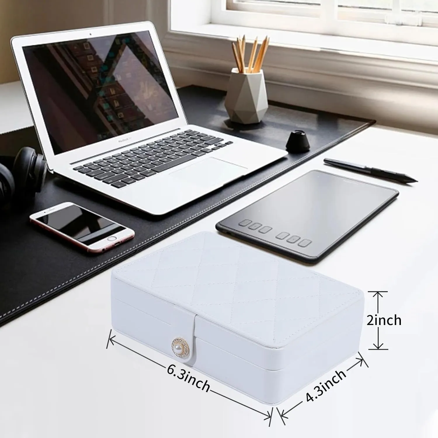Portable Jewelry Box, 2 Layer Small Travel Jewelry Box for Women and Girls, Mini Leather Jewelry Organizer for Necklaces, Bracelet, Earrings and Rings Gift for Her (white)