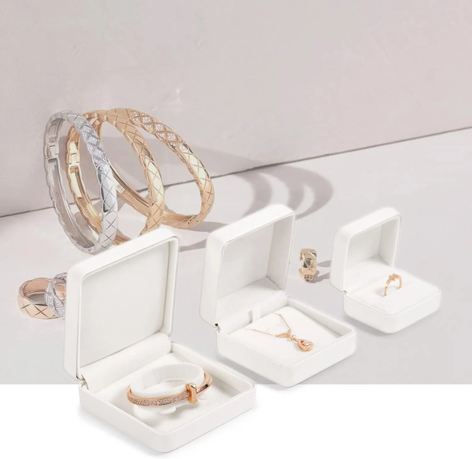 Premium PU Leather Necklace Gift Box Vintage Pendant Storage Case Velvet Interior Jewelry Pendant Necklace Box