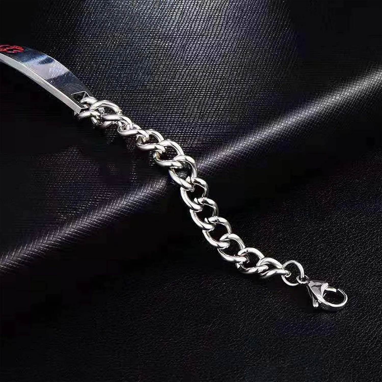 Red Medical Alert Bracelet for Women Men Emergency First Aid Health Alert Engraved Adjustable Stainless Steel Chain Bracelets