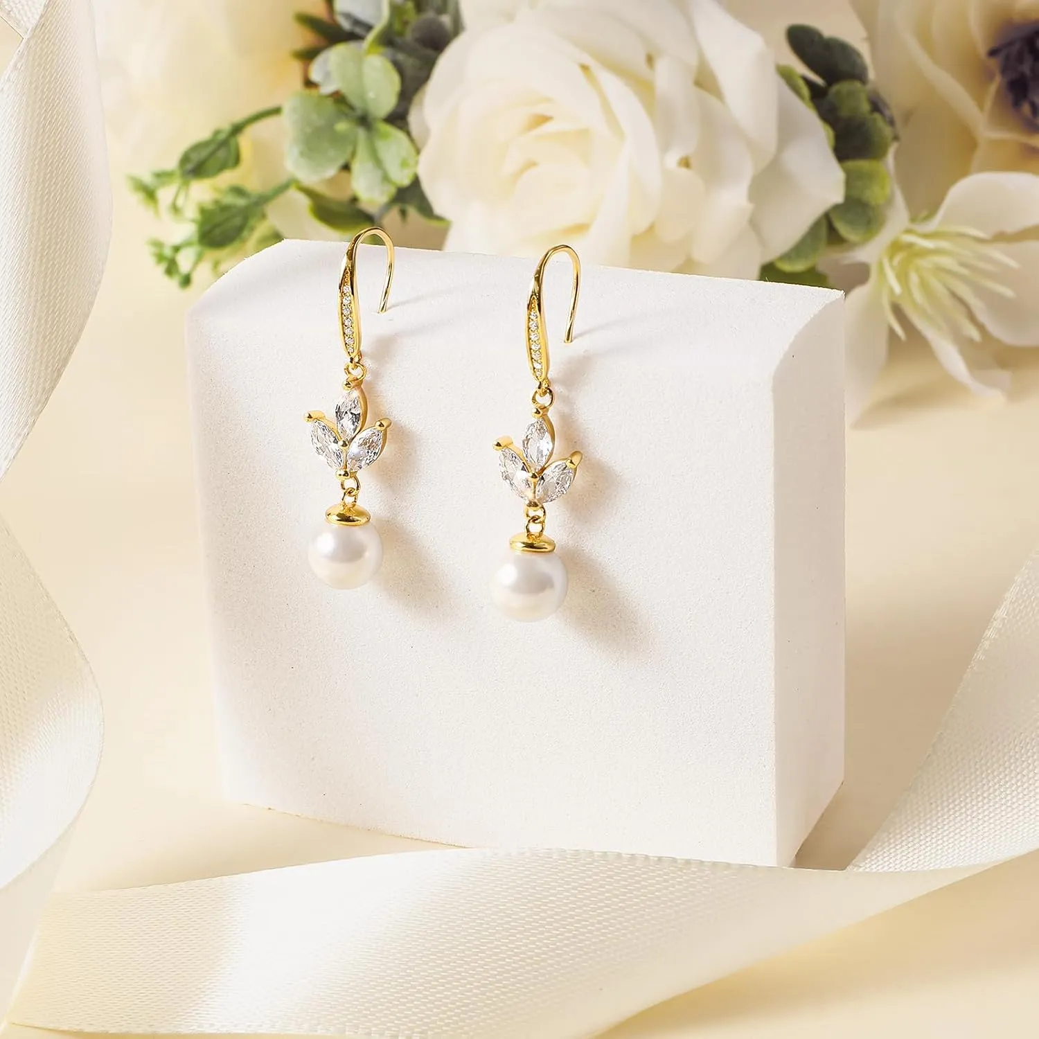 S925 Silver Drop Dangle Pearl Earrings for Brides, Gold/Silver Bridal Jewelry for Wedding with Cubic Zirconia Hypoallergenic