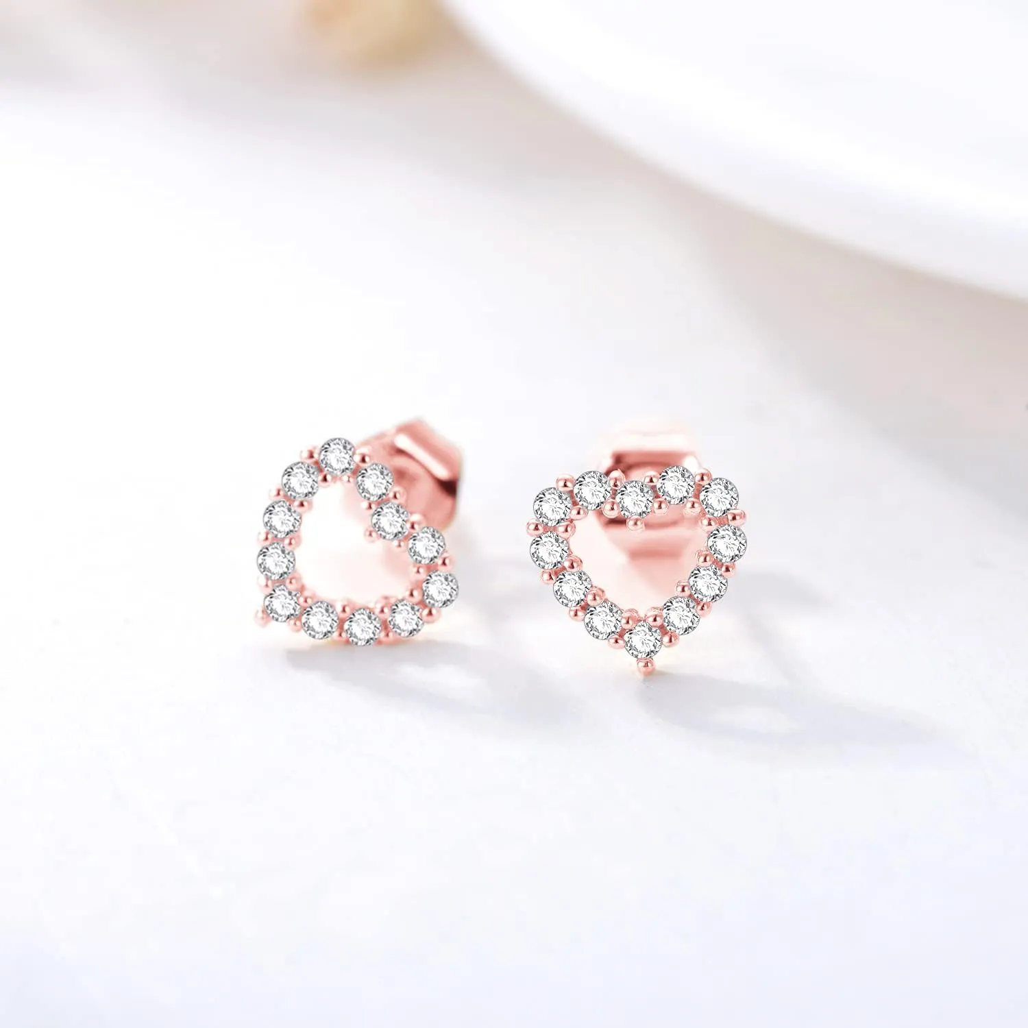 SISGEM 14K Real Gold Heart Stud Earrings for Women,5A Cubic Zirconia Love Heart Studs Fine Jewelry for Mom Girls Wife Best Birthday Gift 7.5 mm