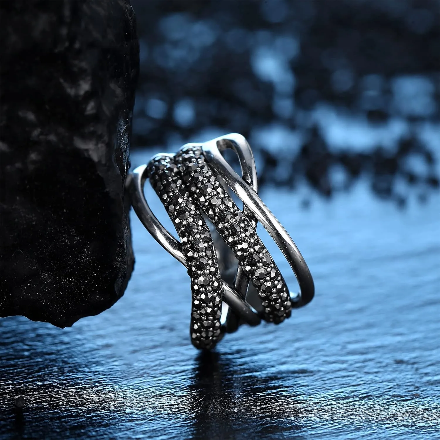 Statement Ring Art Deco Vintage Black Crystal Rhinestone Ring, Gothic Chunky Wide Band Cocktail Ring Silver Plated Women Fashion Jewelry