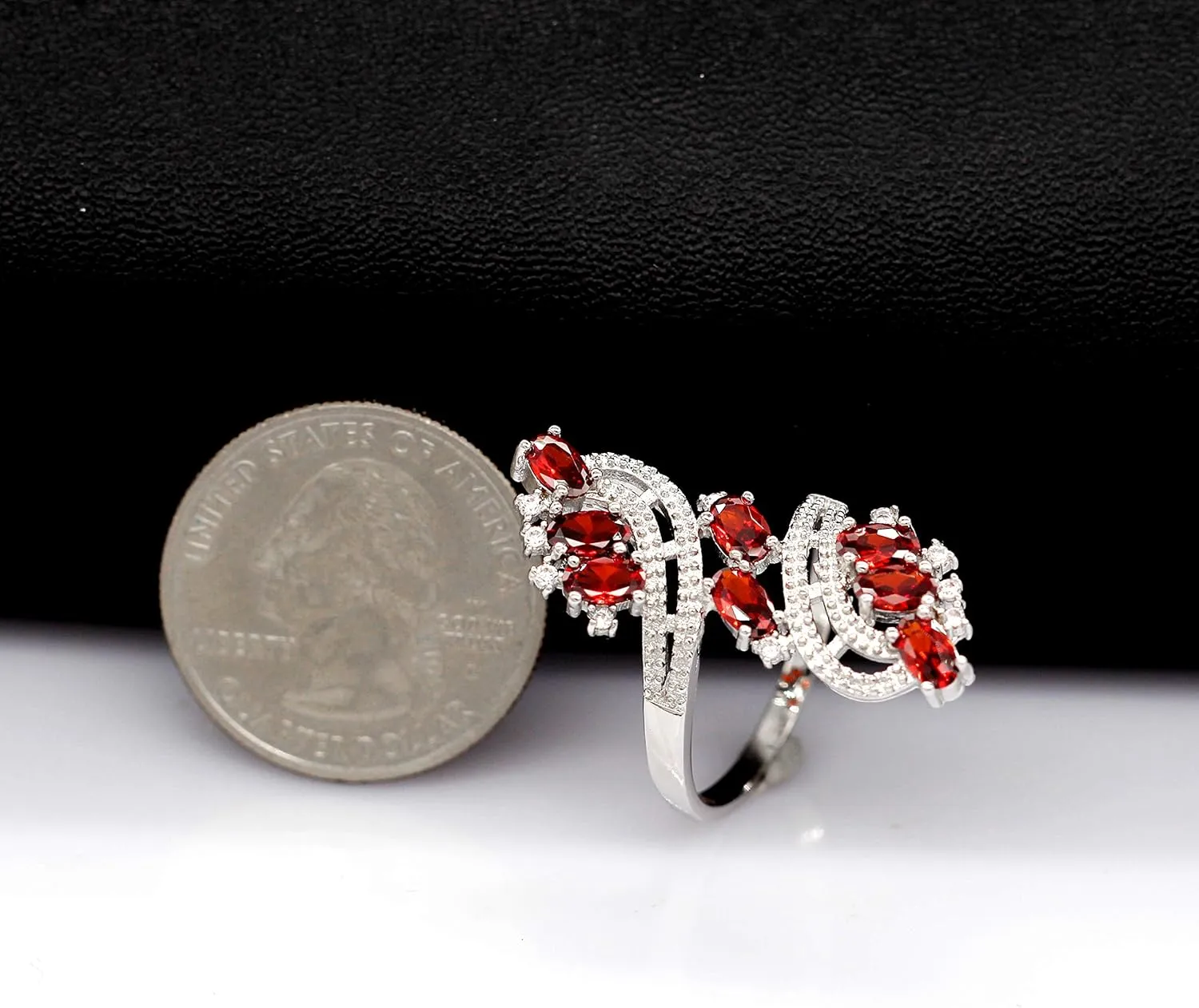 Uloveido Women's Punk Black Wedding Rings Oval and Round Cut Red White Cubic Zirconia Rhinestones Open Tail Anniversary Jewelry J656