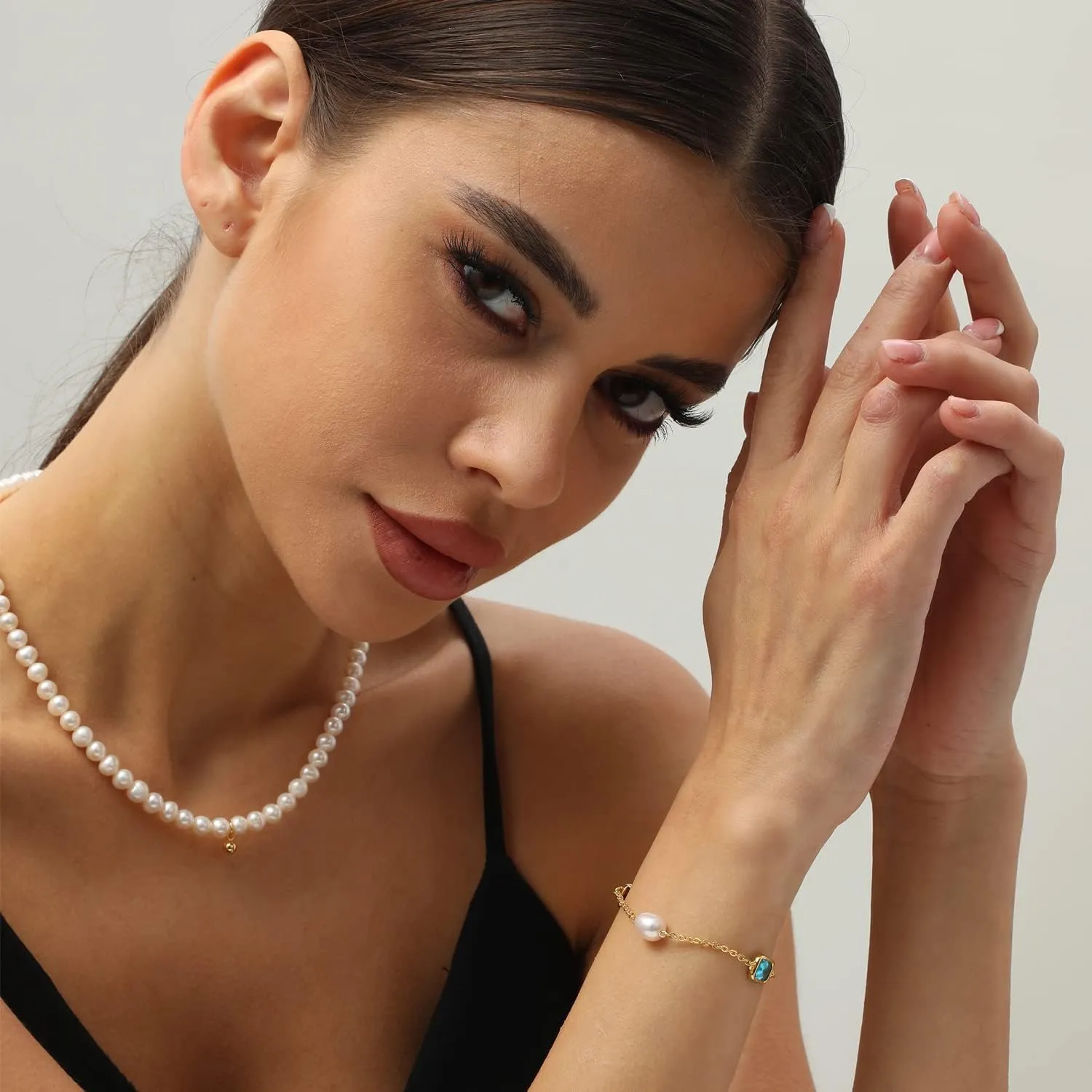 XYJZXY Gold Pearl Bracelet for Women 18K Gold Plated Pearl Link Bracelet Adjustable Cubic Zirconia Bracelets